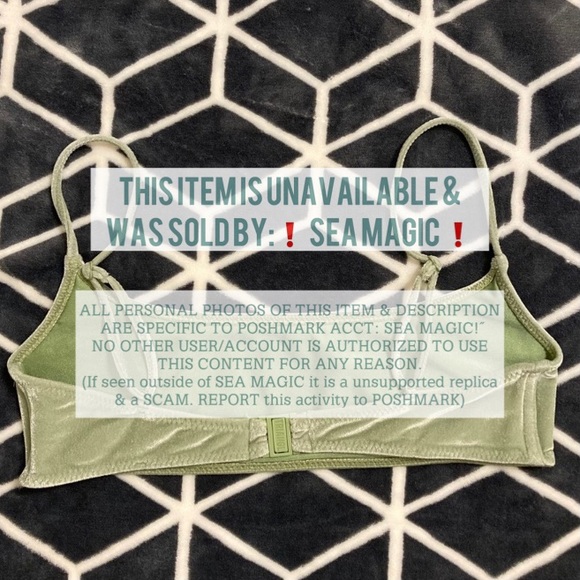 🌺 SOLD 🌺 Triangl Kiara Velvet Bikini Set - Picture 7 of 14